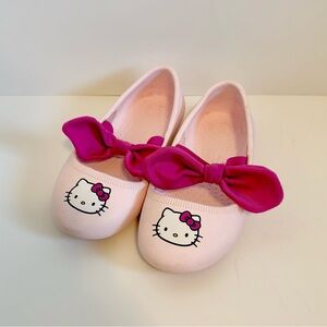 Native Pink Kids Sandals with Bow Hello Kitty C10